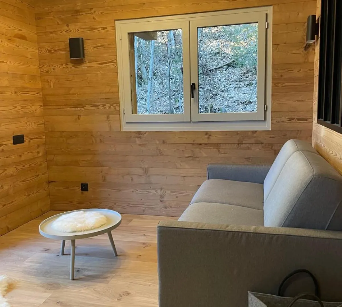 Cozy Home For 2 Megève